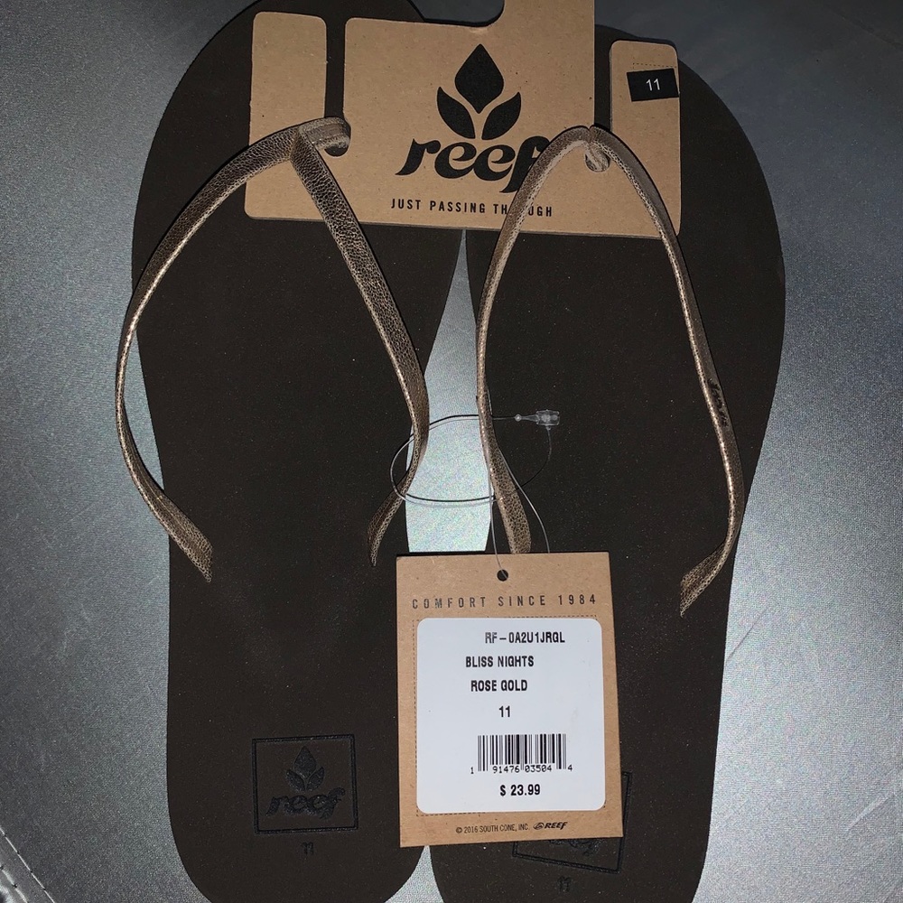 Woman’s Reef Sandals